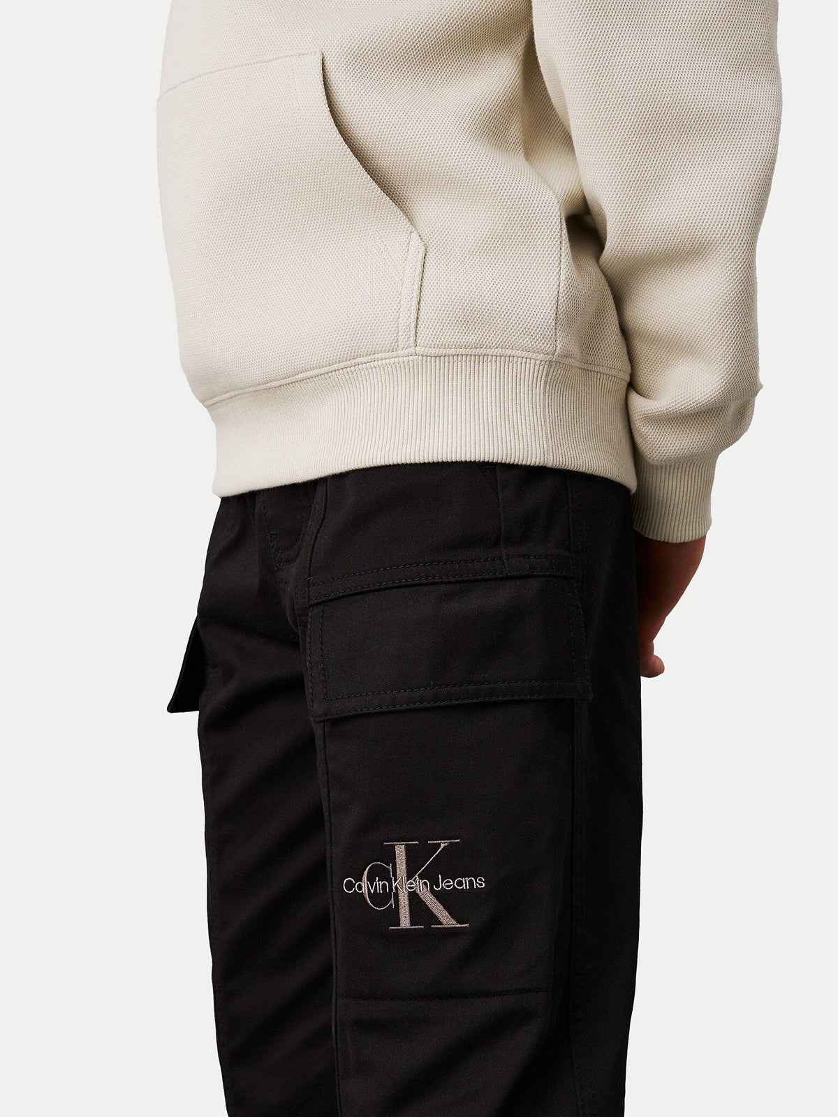 IB0IB02270T/BEH CALVIN KLEIN
