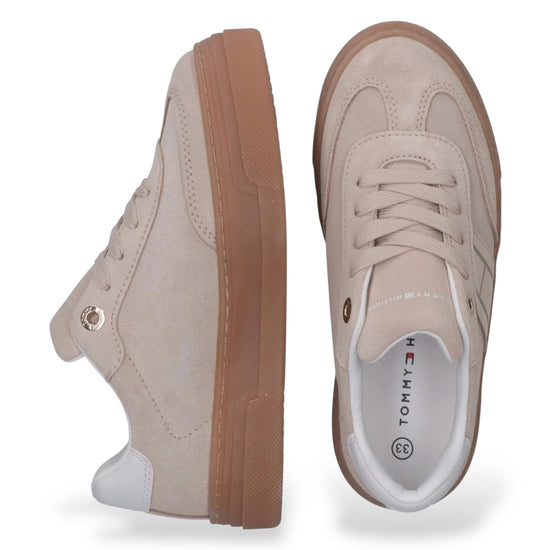SNEAKER 