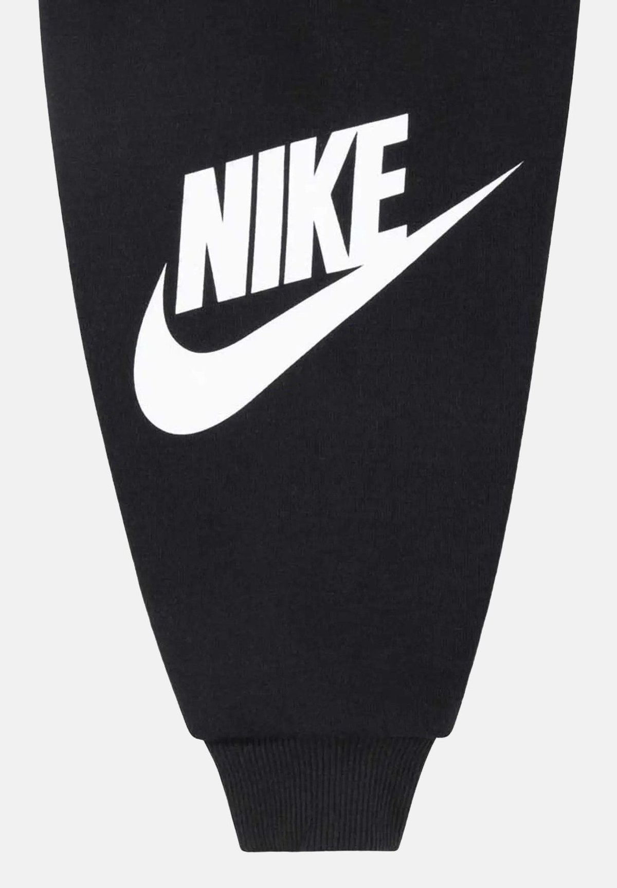 86L135/023 NIKE