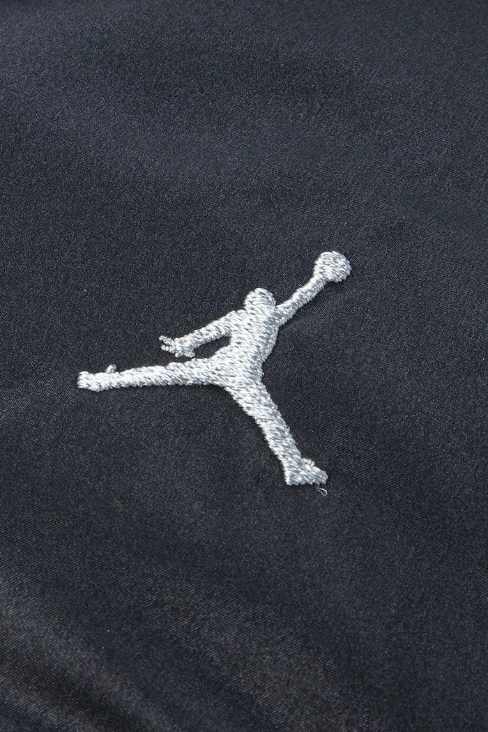 35F931/023 NIKE JORDAN