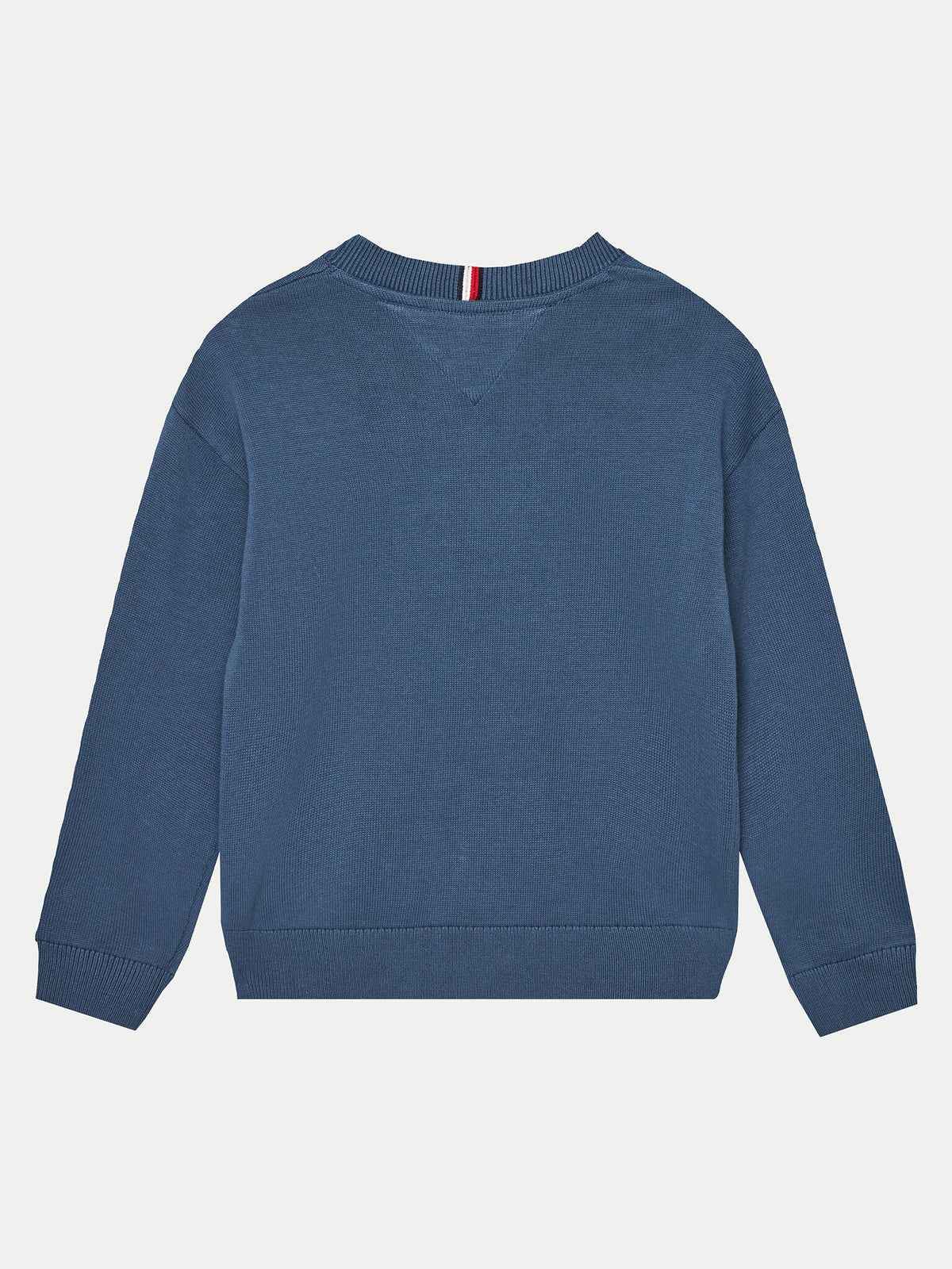ESSENTIAL SWEATER 