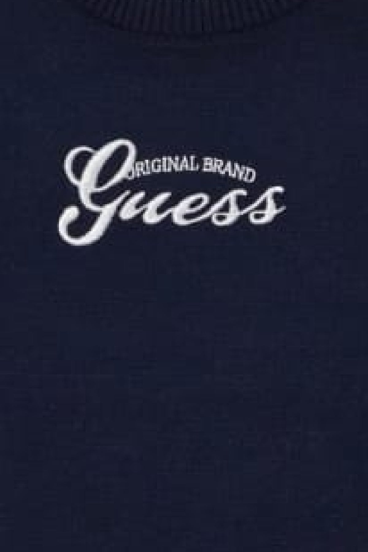 N6RR00Z2BB0/G7V2 GUESS
