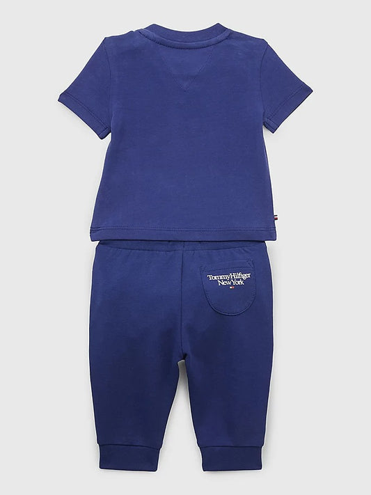 BABY ESSENTIAL + SWEATPANTS SE 