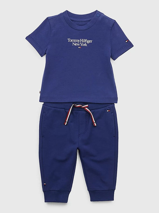 BABY ESSENTIAL + SWEATPANTS SE 