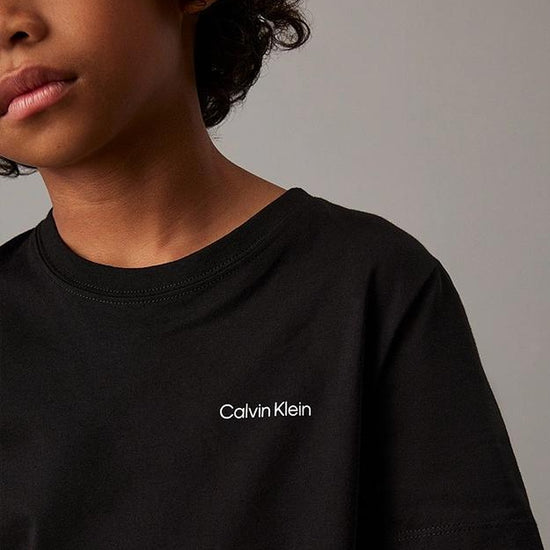 CHEST INST.LOGO SS T-SHIRT 