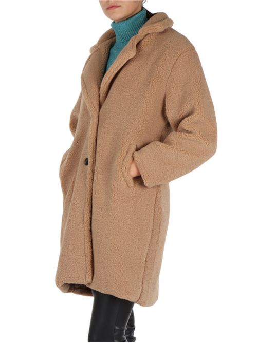 CAPPOTTO LUNGO IN ECO PELLICCIA MARKUP | MW564623/NOCE