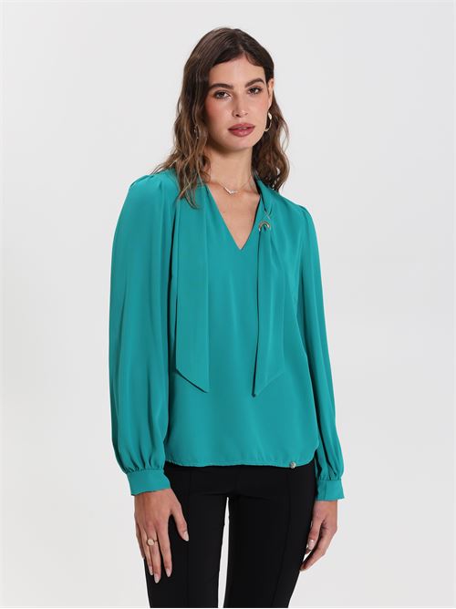 CFC 19377 B-BLUSA CON SCIARPINA DOPPIA GEORGETTE RINASCIMENTO | CFC0019377002/B520